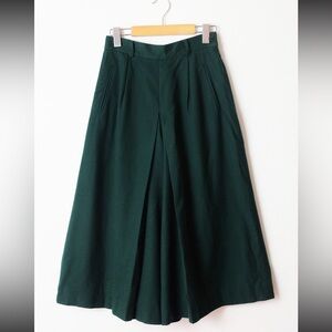 Vintage Forrest green wool culottes xs/s